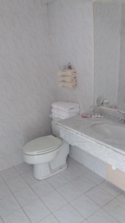 Hotel Aitue เตมูโก ภายนอก รูปภาพ